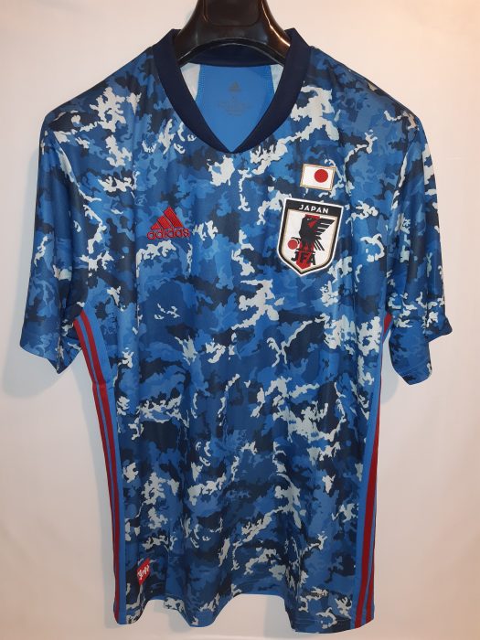 لباس تیم ملی ژاپن