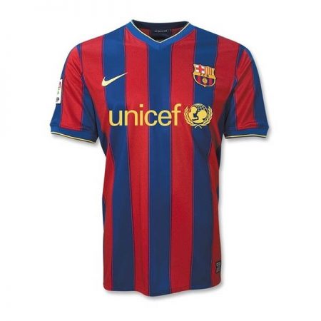 لباس اول بارسلونا 2009