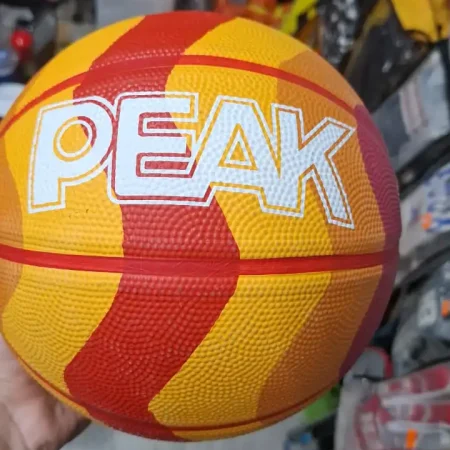 توپ بسکتبال PEAK قرمز نارنجی در دو سایز 5 و 7