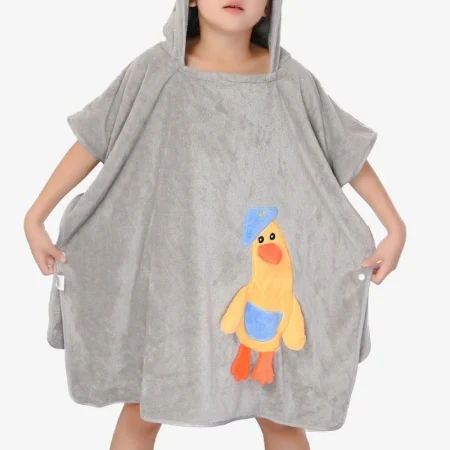 حوله پانچویی بچگانه کلاه‌دار طوسی طرح cloak cloak